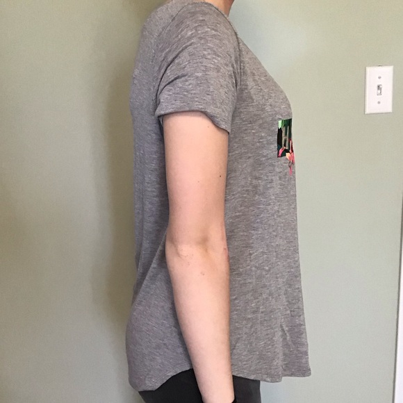 T-shirt - Picture 3 of 3